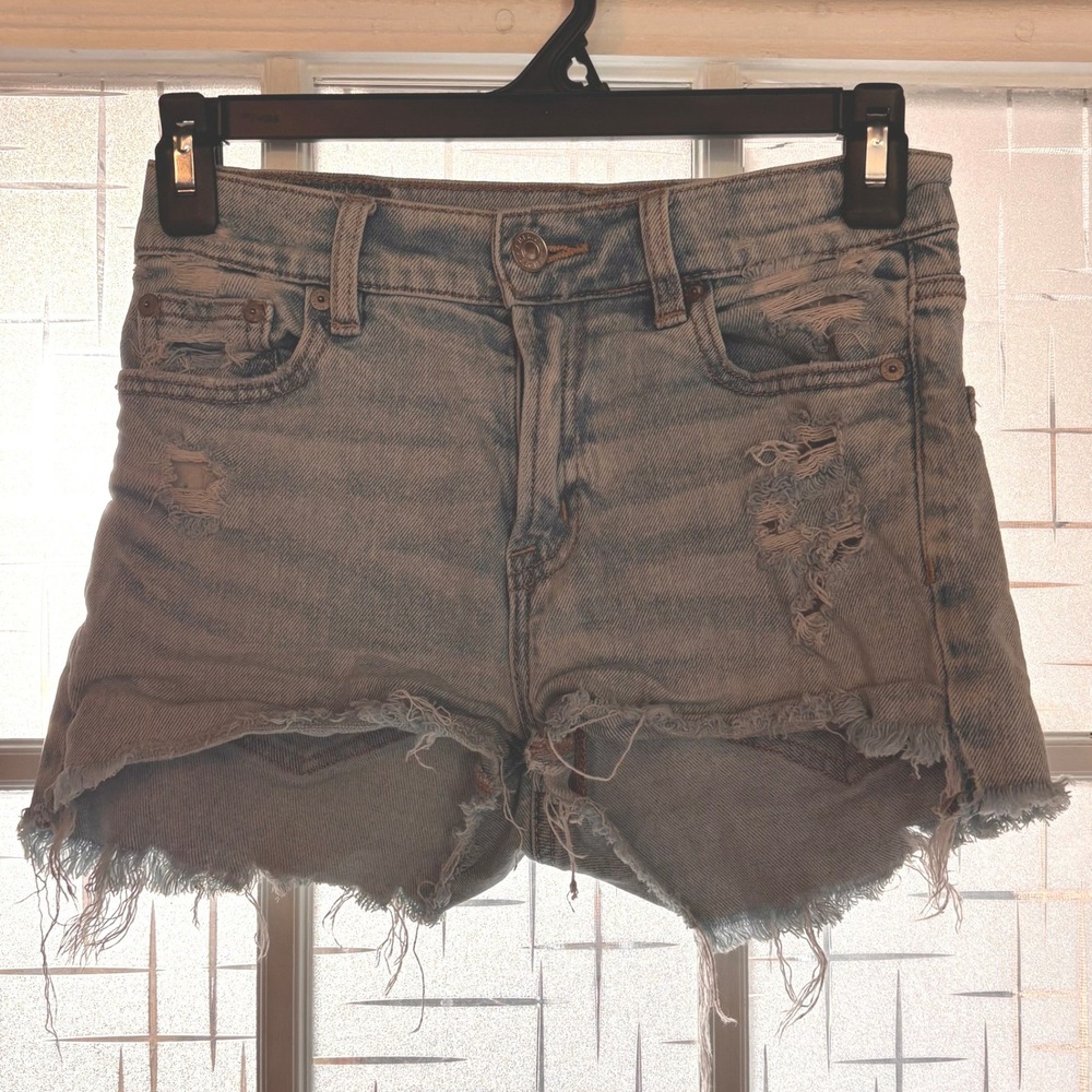 American Eagle Super High Rise Distressed Denim Shorts Light Wash Blue Size 000